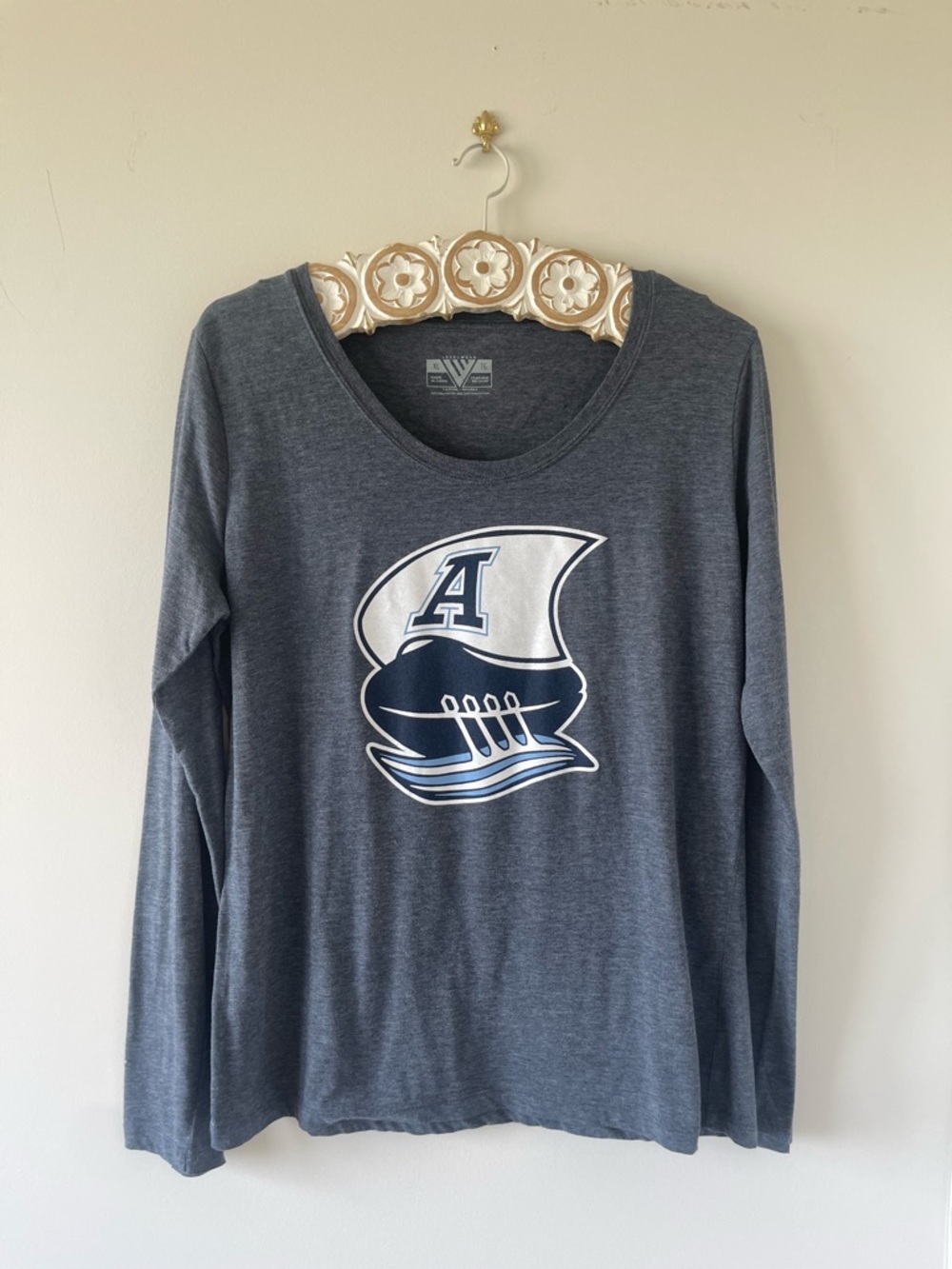 Argos Women’s Long Sleeve CFL Football Shirt. Size XL